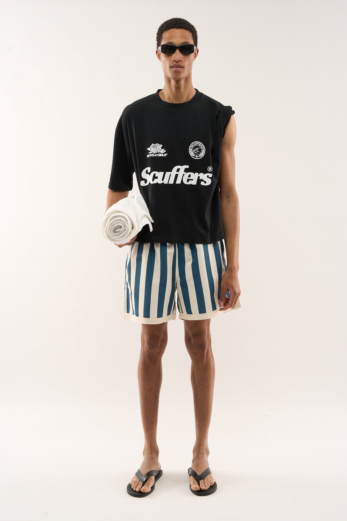 Pearl Black T-Shirt